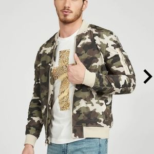 Guess brad camouflage bomber jacket small